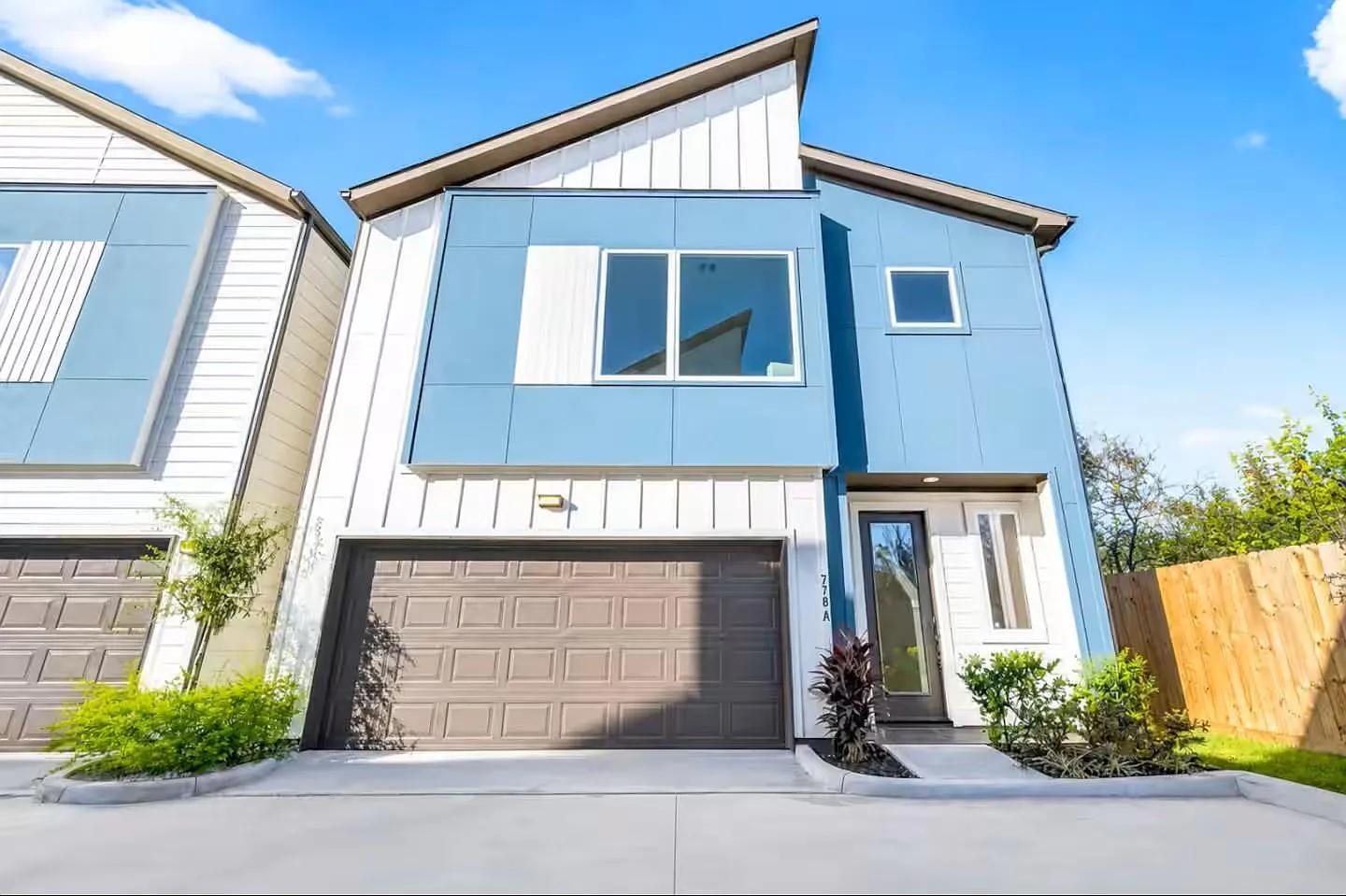 3 bed, 2.5 bath, 1556 sqft, $2,400 — Photo 1