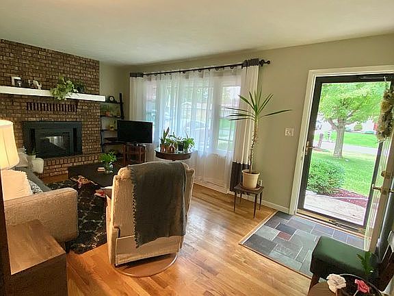 2nd image of 59116 Peppermint Dr