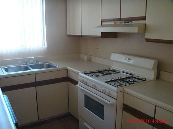 5th image of 367 Roosevelt St Unit 3