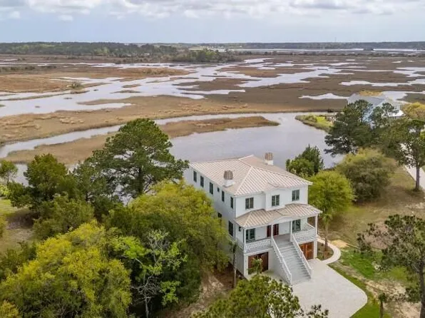 546 Towles Crossing Drive, Charleston, SC 29455