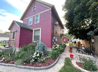 509 High St NE, Elkader, IA 52043