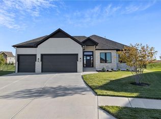 17297 S Tomashaw St, Olathe, KS 66062
