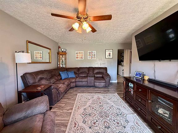 2nd image of 3458 Old Mill Ln