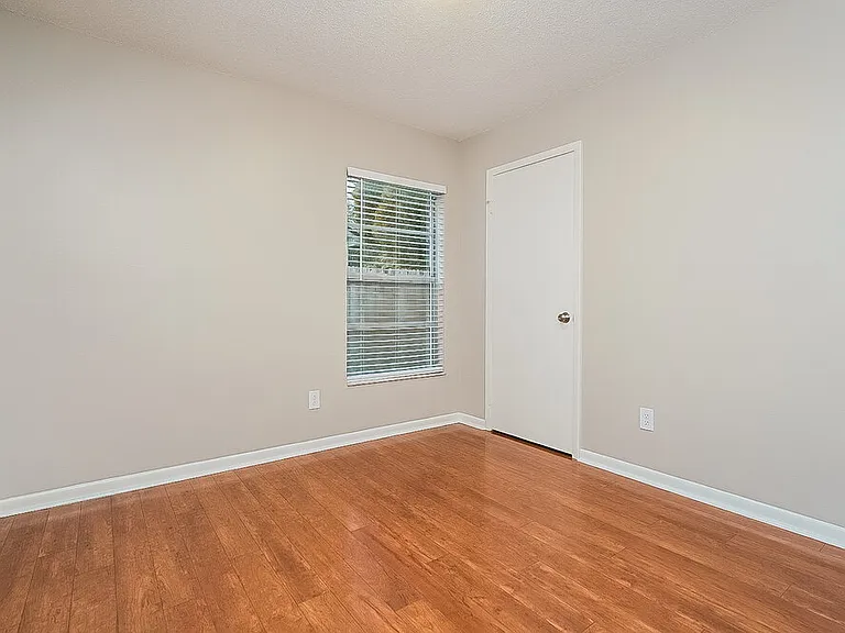 24734 Silversmith Dr — Photo 14