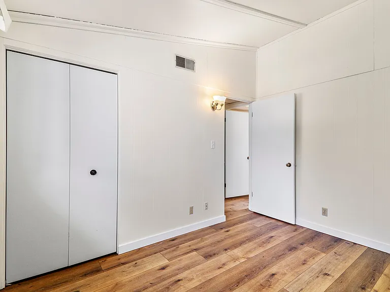 512 S Main St #3 — Photo 19