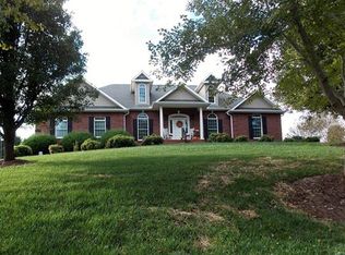 2421 Falcon Ln, Statesville, NC 28625