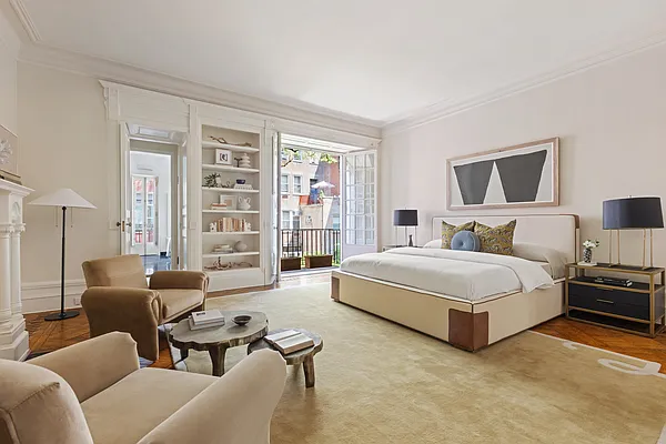 Sold by Compass | media 19