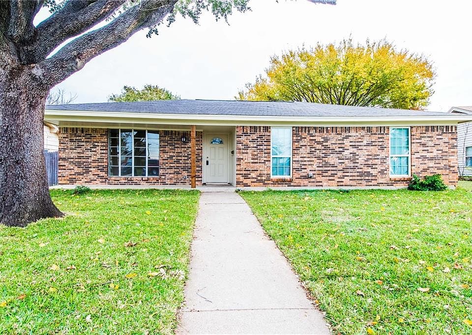 1st image of 3008 Esters Ct