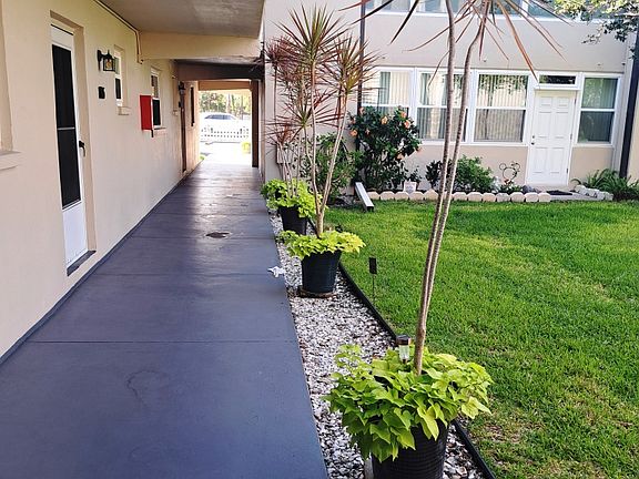 BREEZEWAY
