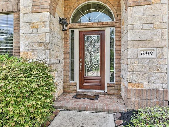 2nd image of 6319 Oakmont Creek Dr