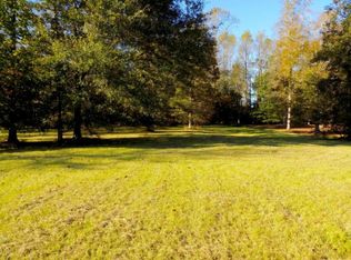 108 Evans Mill Rd, New Bern, NC 28562