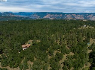 2050 Paradise Ridge Rd, Mosier, OR 97040
