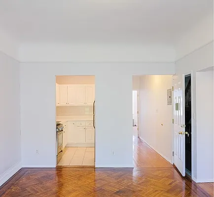 Rented by Marjorie Thompson, LREB | media 30