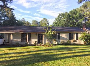 76 E Walnut Ave, Eupora, MS 39744