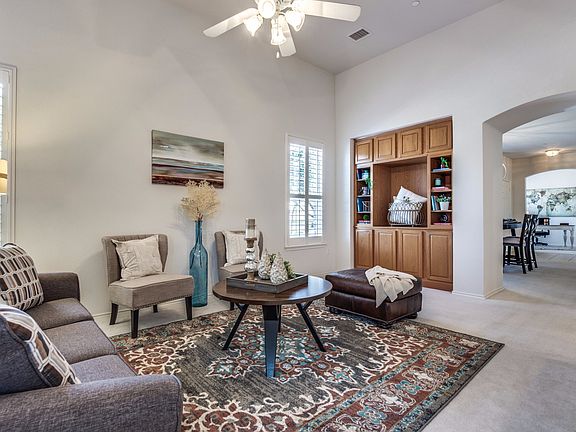 4th image of 2901 Cranston Pl
