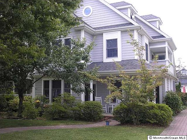 1st image of 114 Beacon Blvd