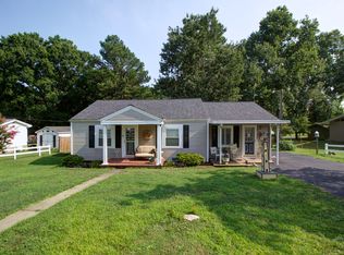 1208 Norman Dr, Eden, NC 27288