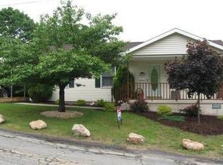 705 W Carroll St, Saint Clair, PA 17970