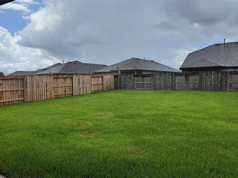 15027 Rustic Moon Rd — Photo 12