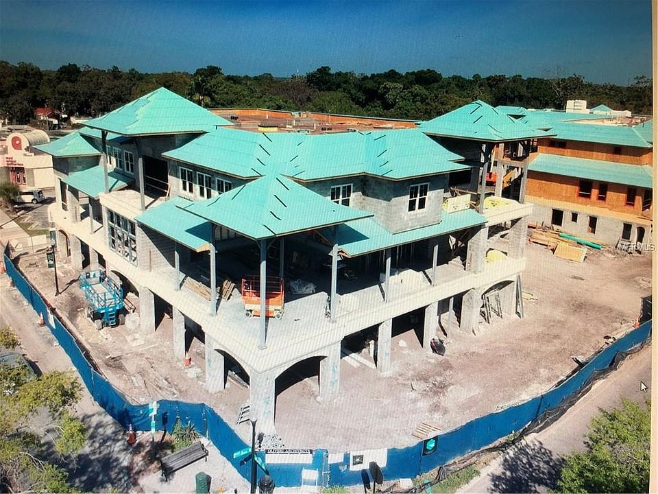 1st image of 101 2nd Ave N #101