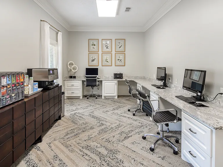 Bridgewater Apartment Homes — Photo 15