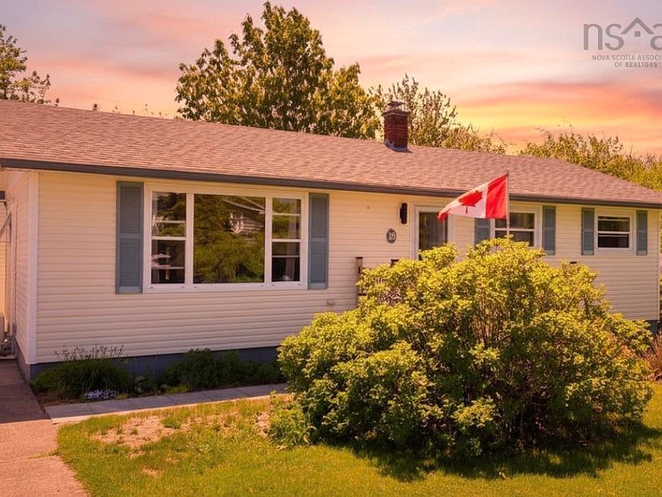 1st image of 18 Oak Cres