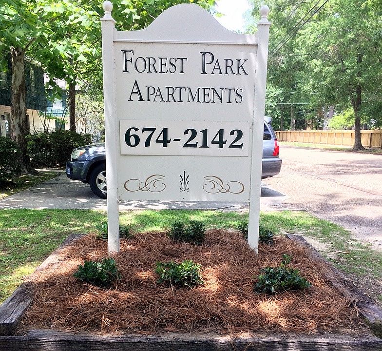 2nd image of 1224 Park Dr