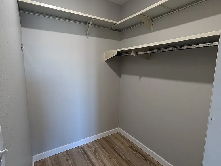 308 McHenry St #101 — Photo 9