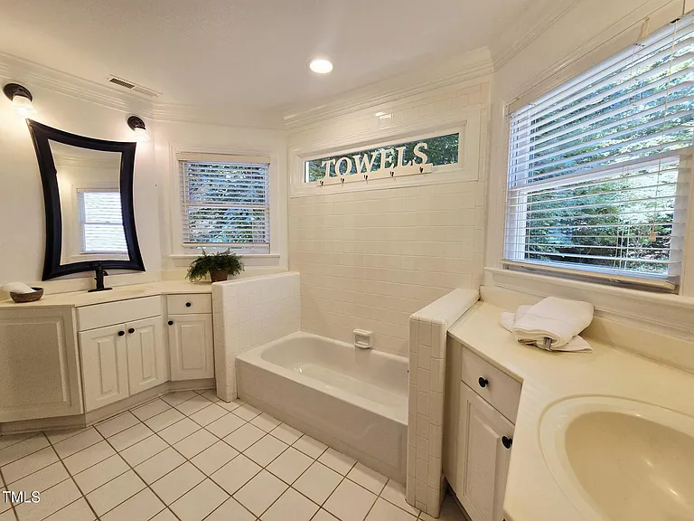 106 Birkhaven Dr — Photo 44
