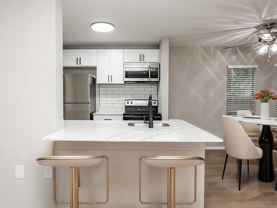 Beautiful Updated Kitchen with Open Concept Floorplan
