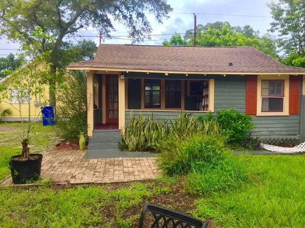 3067 8th St N, Saint Petersburg, FL 33704