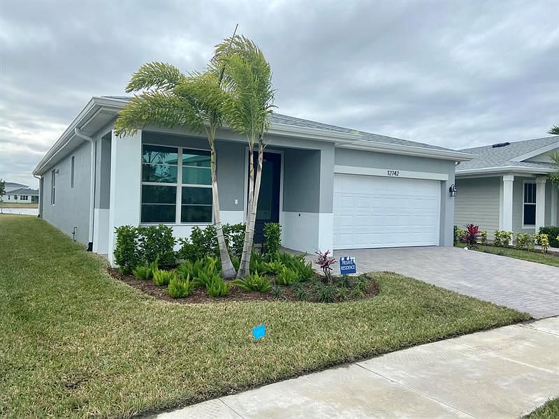 1st image of 12742 SW Phoenix Dr