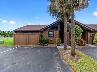 9247 SW 130th St, Miami, FL 33176