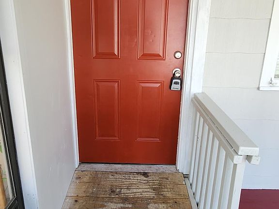 4th image of 2325 11th St S
