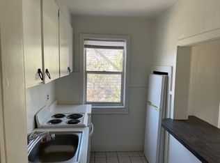 47 W Tarpon Ave APT 2, Tarpon Springs, FL 34689