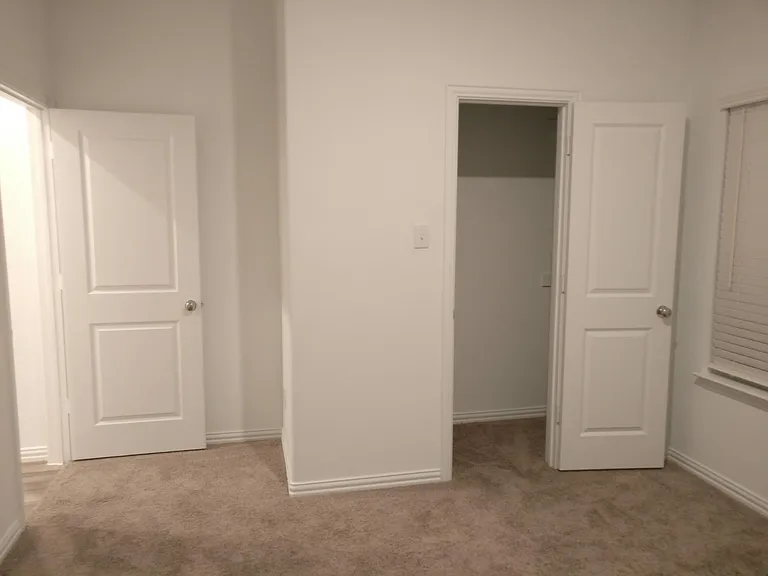 1216 Smoketree Ln — Photo 23