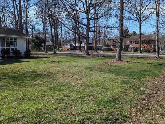 3rd image of 9535 Beckham Dr