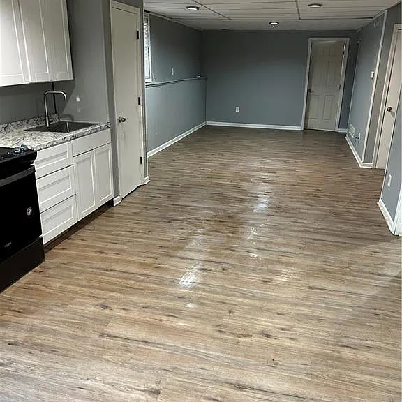 3637 Windmill Rd — Photo 2