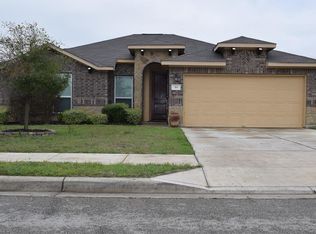 310 Swenson Dr, Hutto, TX 78634