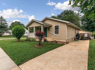 1133 W Thoman St, Springfield, MO 65803