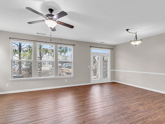 5th image of 1543 Creek Bend Ln
