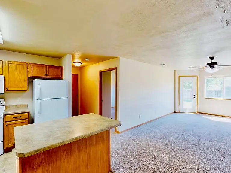 1412 W Meadowbrook Trl #12 — Photo 4