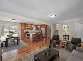 3882 Effress Rd, White Bear Township, MN 55110