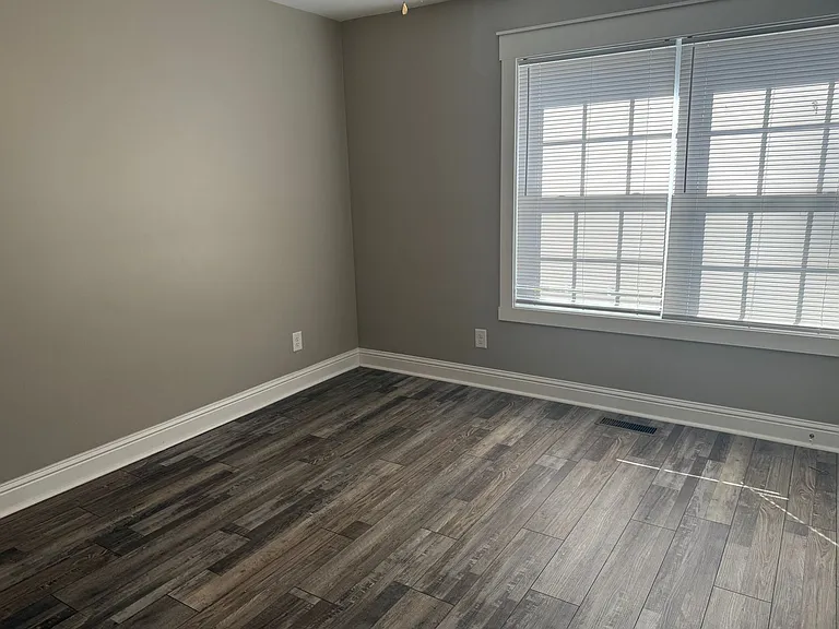 115 Buster Ln #B — Photo 13