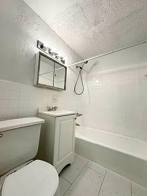 Rented by REAL New York | media 10