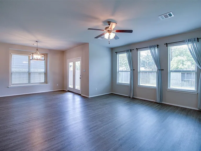 2511 Sandbar Shark Ct — Photo 7