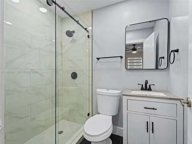 3031 SW 64th Ave — Photo 8