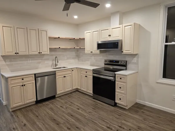 1709 Kerrigan Avenue image 1 of 12