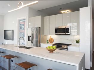 801 W Adams St #PENTHOUSE 6, Chicago, IL 60607