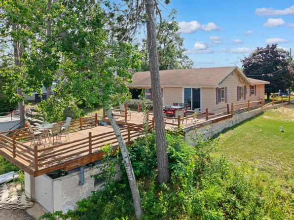 13678 Balsam St, Johannesburg, MI 49751